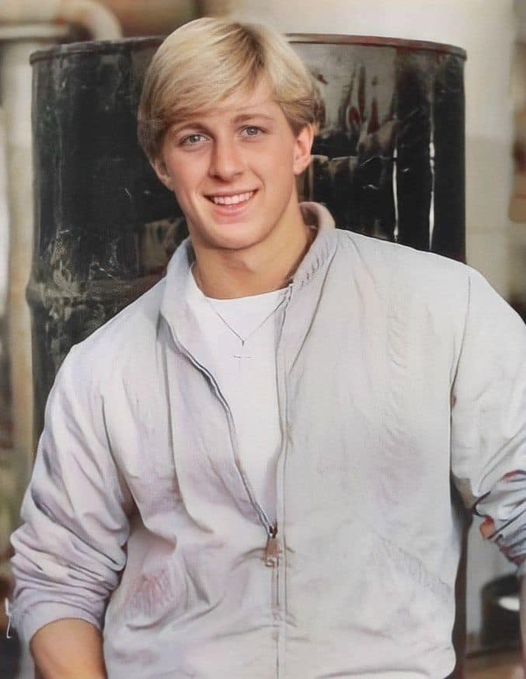 Johnny Lawrence joven